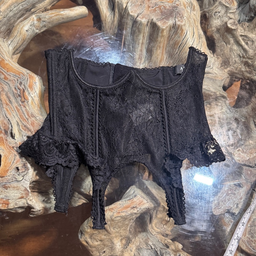AKIRA Lace Under Bust Bustier